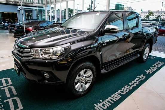 TOYOTA-HILUX-2016