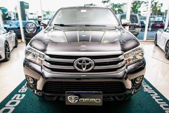 TOYOTA-HILUX-2016