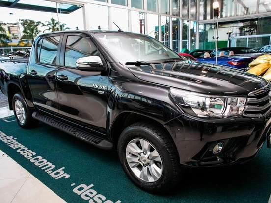 TOYOTA-HILUX-2.7 SRV 4X2 CD 16V FLEX 4P AUTOMÁTICO TOYOTA-HILUX-2016
