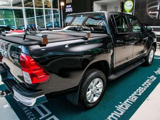 TOYOTA-HILUX-2.7 SRV 4X2 CD 16V FLEX 4P AUTOMÁTICO TOYOTA-HILUX-2016