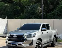 TOYOTA HILUX 2.8 D-4D TURBO DIESEL CD SRV 4X4 AUTOMÁTICO TOYOTA HILUX 2.8 D-4D TURBO DIESEL CD SRV 4X4 AUTOMÁTICO