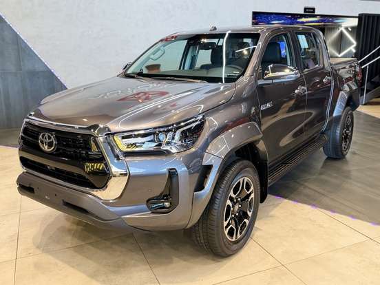 TOYOTA-HILUX-2026