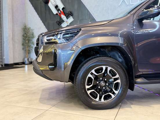 TOYOTA-HILUX-2026