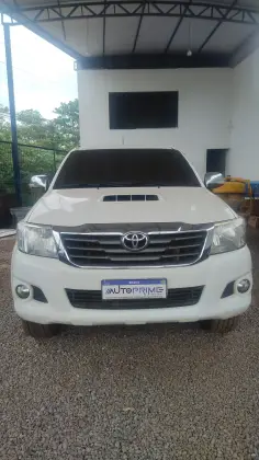 TOYOTA HILUX 3.0 SR 4X4 CD 16V TURBO INTERCOOLER DIESEL 4P AUTOMÁTICO TOYOTA HILUX 3.0 SR 4X4 CD 16V TURBO INTERCOOLER DIESEL 4P AUTOMÁTICO