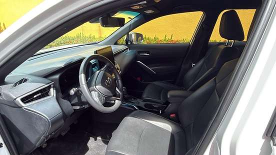 TOYOTA-COROLLA CROSS-2024