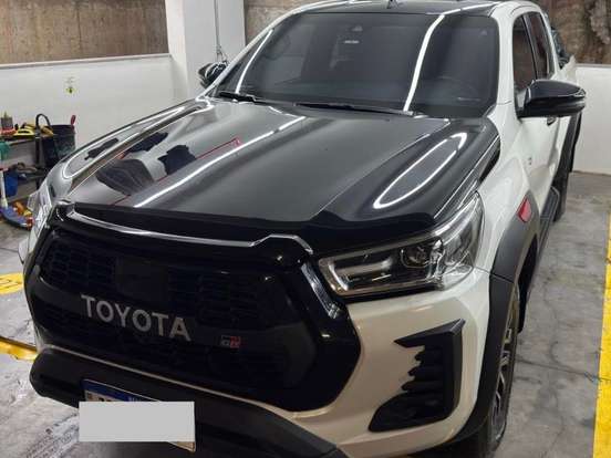 TOYOTA-HILUX-2.8 D-4D TURBO DIESEL CD GR-S 4X4 AUTOMÁTICO TOYOTA-HILUX-2022