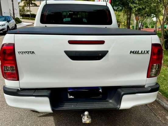 TOYOTA-HILUX-2.8 D-4D TURBO DIESEL CHASSI 4X4 MANUAL TOYOTA-HILUX-2022