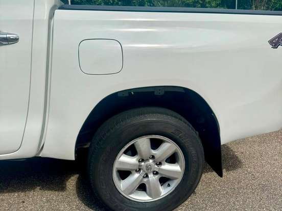 TOYOTA-HILUX-2.8 D-4D TURBO DIESEL CHASSI 4X4 MANUAL TOYOTA-HILUX-2022
