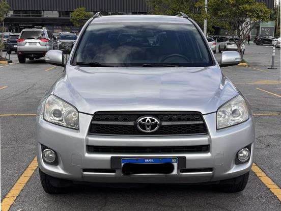 TOYOTA-RAV4-2010