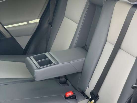 TOYOTA-RAV4-2.5 4X4 16V GASOLINA 4P AUTOMÁTICO TOYOTA-RAV4-2013