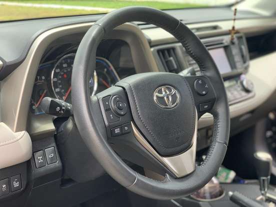 TOYOTA-RAV4-2013