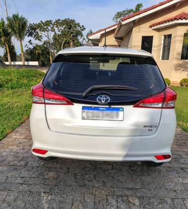 TOYOTA-YARIS-2019