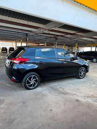 TOYOTA-YARIS-2022