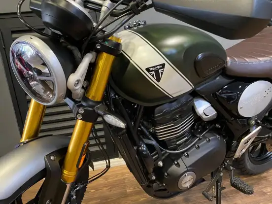 TRIUMPH-SCRAMBLER 400 X-2025