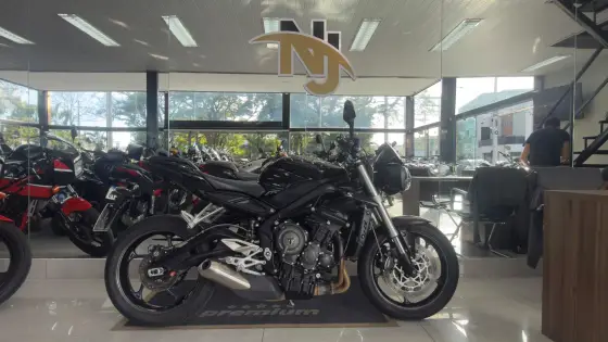 TRIUMPH STREET TRIPLE 765 S 