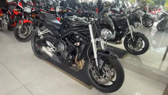 TRIUMPH-STREET TRIPLE 765 S-2018