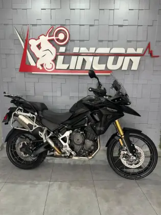 TRIUMPH TIGER 1200 RALLY BLACK EDITION TRIUMPH TIGER 1200 RALLY BLACK EDITION