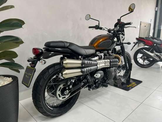 TRIUMPH-SCRAMBLER 900-2024