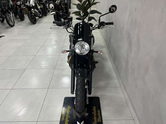 TRIUMPH-SCRAMBLER 900-2024