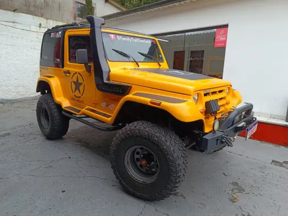 TROLLER T4 3.0 TETO RÍGIDO 16V TURBO ELETRONIC DIESEL 2P MANUAL