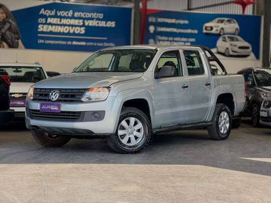 VOLKSWAGEN-AMAROK-2014