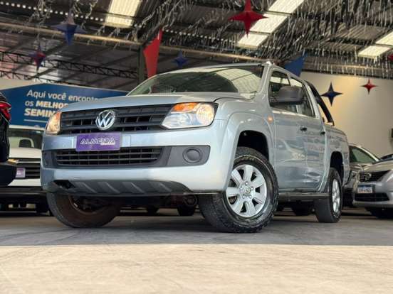 VOLKSWAGEN-AMAROK-2014