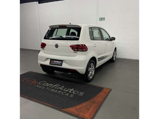 VOLKSWAGEN-FOX-1.6 MI ROCK IN RIO 8V FLEX 4P MANUAL VOLKSWAGEN-FOX-2015