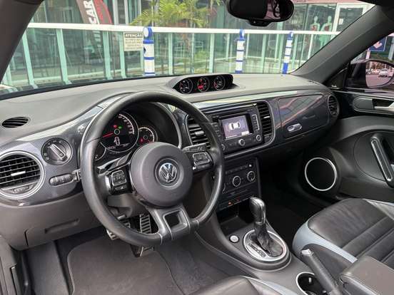 VOLKSWAGEN-FUSCA-2013