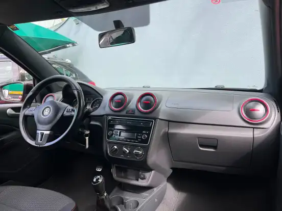 VOLKSWAGEN-GOL-2015