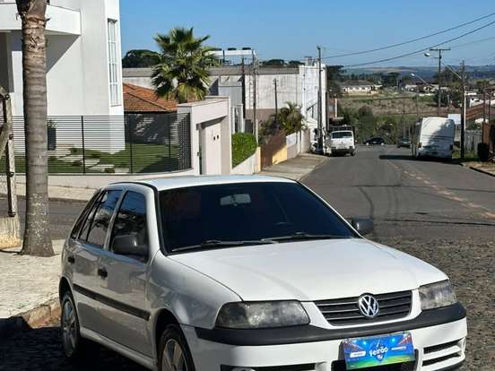 VOLKSWAGEN-GOL-1.6 MI CITY 8V FLEX 4P MANUAL G.III VOLKSWAGEN-GOL-2004