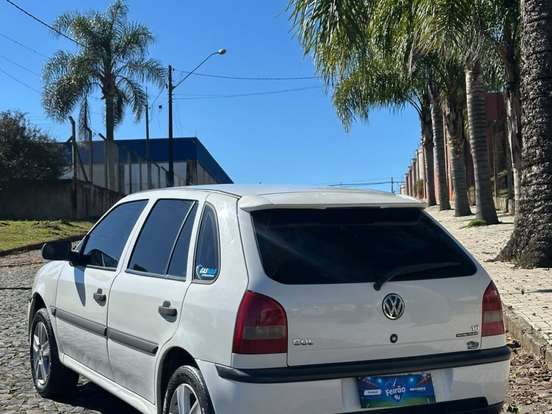 VOLKSWAGEN-GOL-1.6 MI CITY 8V FLEX 4P MANUAL G.III VOLKSWAGEN-GOL-2004