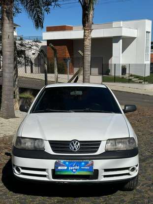 VOLKSWAGEN-GOL-2004
