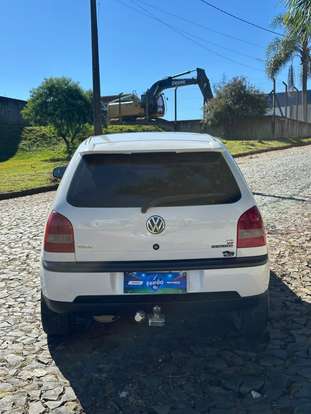 VOLKSWAGEN-GOL-2004