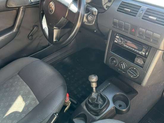 VOLKSWAGEN-GOL-1.6 MI CITY 8V FLEX 4P MANUAL G.III VOLKSWAGEN-GOL-2004