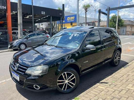 VOLKSWAGEN-GOLF-2010