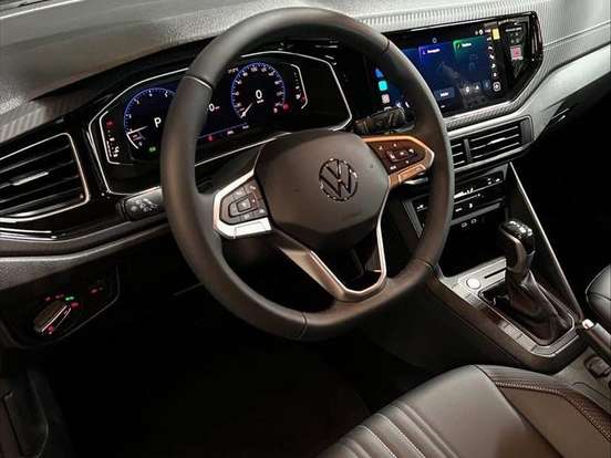 VOLKSWAGEN-NIVUS-1.0 200 TSI TOTAL FLEX HIGHLINE AUTOMÁTICO VOLKSWAGEN-NIVUS-2026