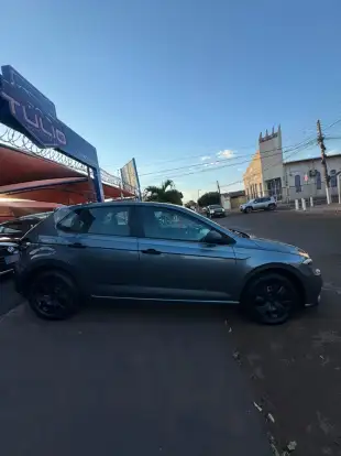 VOLKSWAGEN-POLO-2024