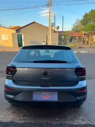 VOLKSWAGEN-POLO-2024