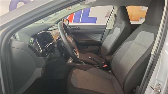 VOLKSWAGEN-POLO-2025
