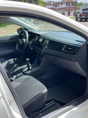 VOLKSWAGEN-POLO-2024