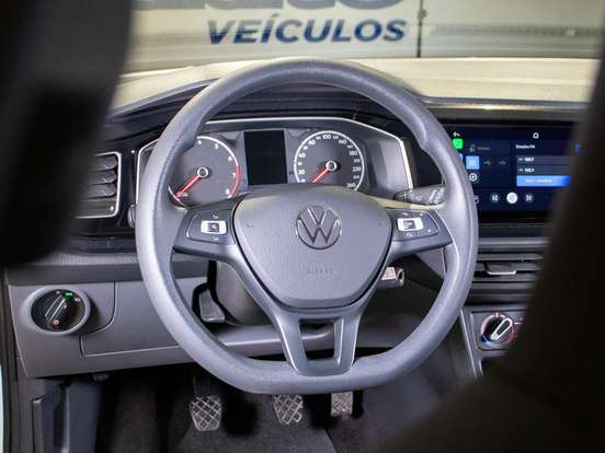 VOLKSWAGEN-POLO-2025