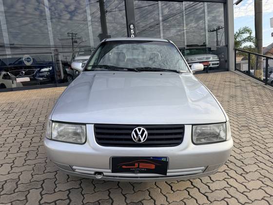 VOLKSWAGEN SANTANA 2.0 MI 8V GASOLINA 4P MANUAL