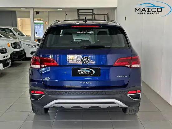VOLKSWAGEN-TAOS-2022