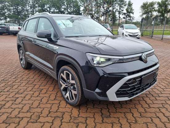 VOLKSWAGEN-TAOS-2026