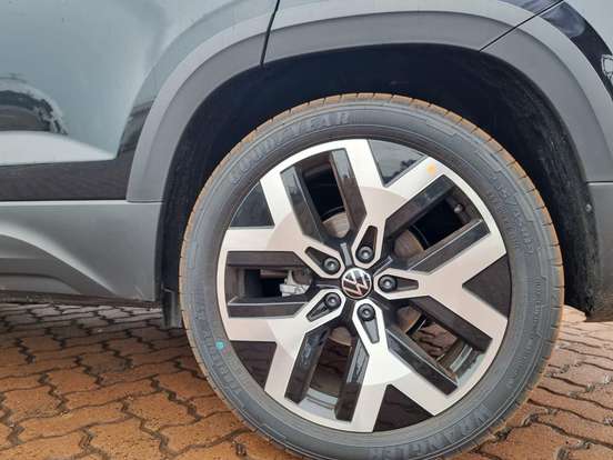 VOLKSWAGEN-TAOS-1.4 250 TSI TOTAL FLEX HIGHLINE AUTOMÁTICO VOLKSWAGEN-TAOS-2026