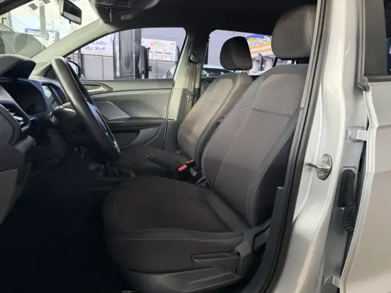 VOLKSWAGEN-T-CROSS-2022