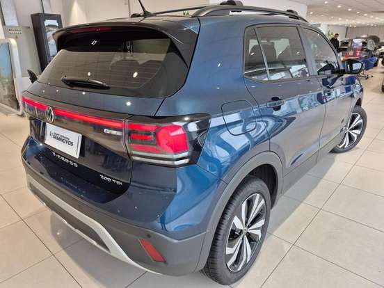 VOLKSWAGEN-T-CROSS-2024