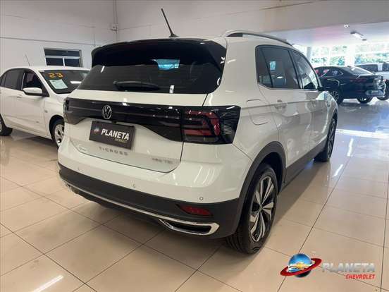 VOLKSWAGEN-T-CROSS-2023