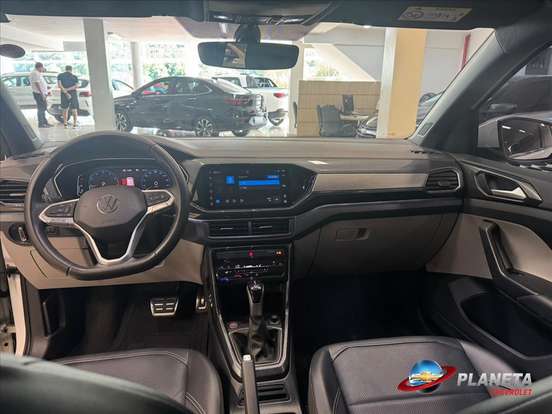VOLKSWAGEN-T-CROSS-2023