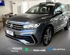 VOLKSWAGEN TIGUAN 2.0 300 TSI GASOLINA ALLSPACE R-LINE AUTOMÁTICO VOLKSWAGEN TIGUAN 2.0 300 TSI GASOLINA ALLSPACE R-LINE AUTOMÁTICO